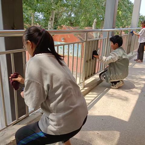 《大西韩小学六年级》关爱学生幸福成长———劳动教育活动