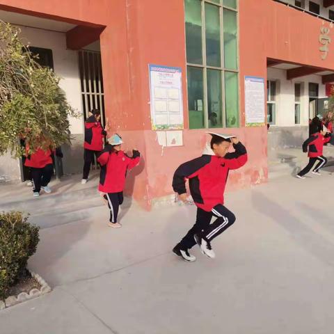 防震“零”距离，安全“驻”心间——大刘庄中学防震减灾应急疏散演练