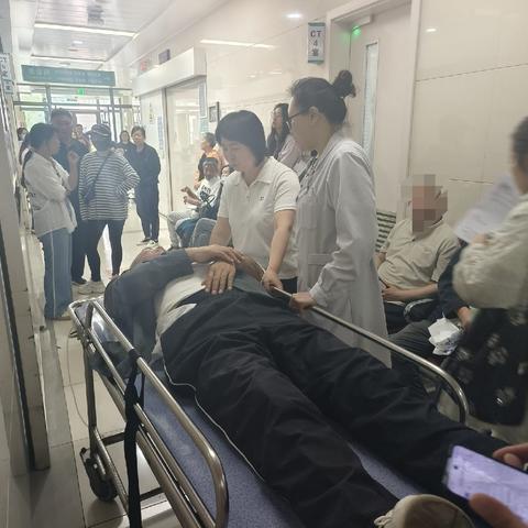 【和谐家园】就医路上有“家人”、危险面前有防线——乘新三社区守护居民安全感满满