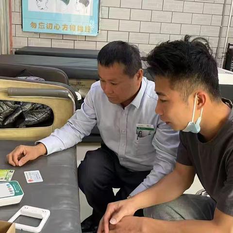 江东分行营业部开展周末聚合码外拓活动
