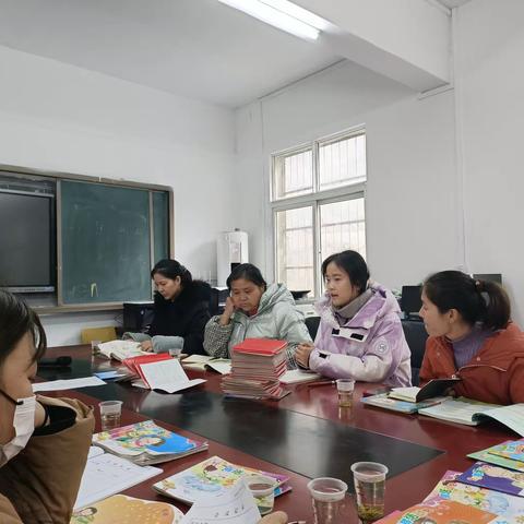 幼小衔接—我们在行动--第二实验幼儿园团陂园区和第五实验小学团陂校区教师进行幼小衔接交流工作