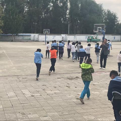 【白衣阁乡胡楼小学】“安全伴我行”消防演练