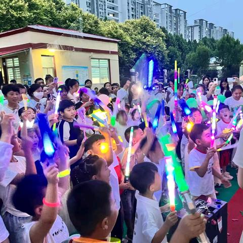 第五幼儿园 “星光奇妙夜”毕业典礼
