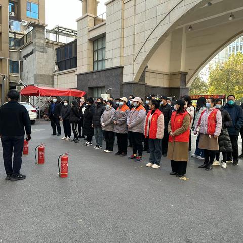 幸福办安康社区开展消防演练，增强安全意识，提升自救能力