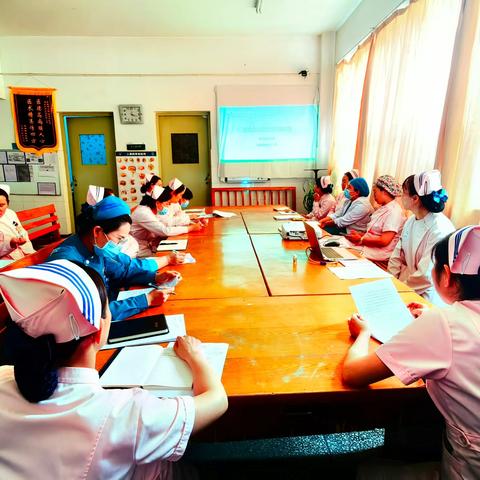 多学科交融，守护生命通路——鄢陵县人民医院神经外科进行颈动脉狭窄内膜剥脱术患者MDT护理查房