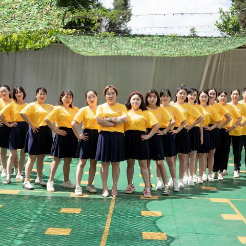 晨欣幼儿园携手彝寨变形计夏令营开课啦