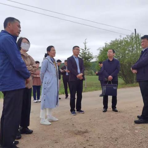 内蒙古自治区科协调研组深入鄂伦春自治旗开展调研