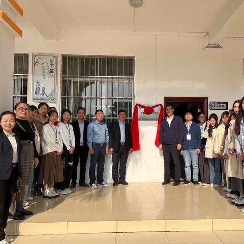 展技能，秀风采——覃塘区覃塘高级中学化学实验操作比赛