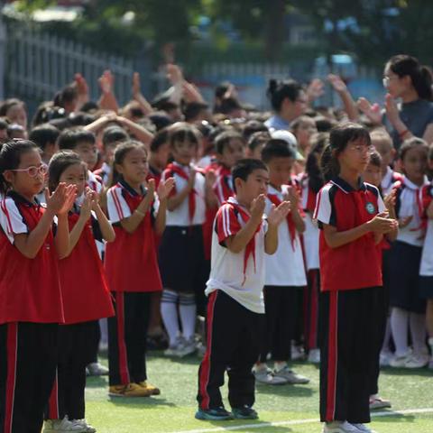 护航开学季丨交通安全进校园 守护成长“警”相随