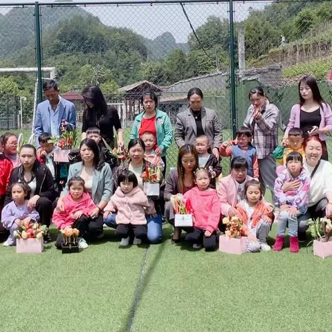 💕龙田小学附属幼儿园💕“温馨五月天 感恩母亲节” ——幼儿园母亲节