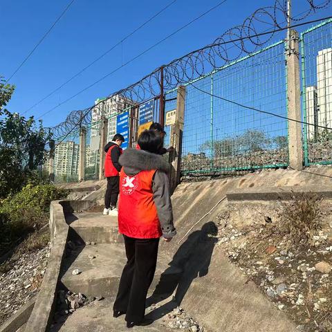 东湖区董家窑街道开展冬季铁路护路巡查宣传活动