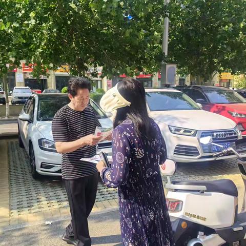 岘山社区开展垃圾分类宣传活动