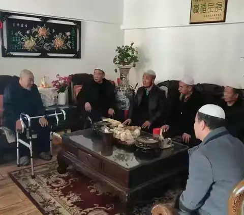 在尊贵吉庆的斋月里，绣河沿清真寺开展“善行斋月 爱心行动”