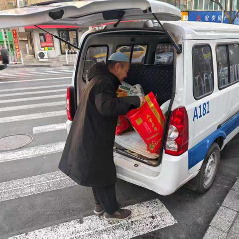 警察节将至 临夏路街道联合绣河沿清真寺暖心慰问民警