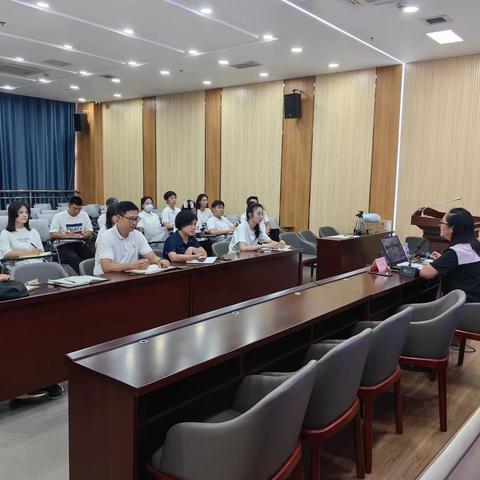 强师树体，健体塑脑