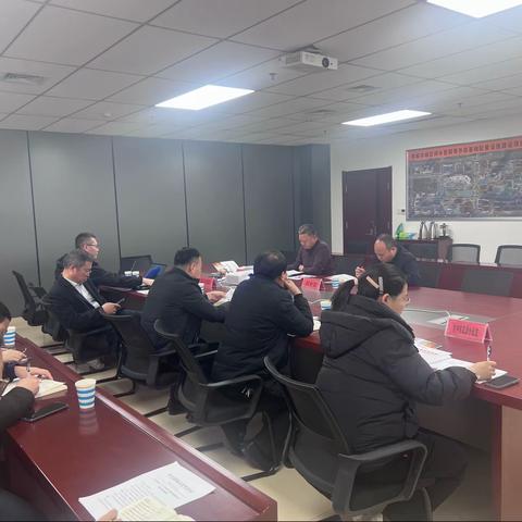 市建设局组织召开推广碲化镉玻璃座谈会