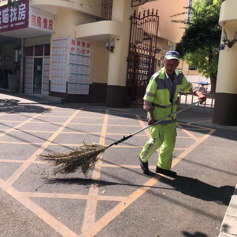 【宜良玉禾田】风雨无阻的坚守：环卫工人的清扫之路