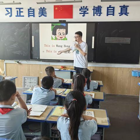 新课标领航 促学促成长 --小张小学英语组教研活动纪实