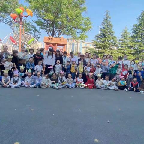 情牵母爱，感恩报春晖——园中班组母亲节主题活动7分钟前