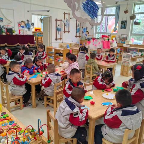 童心绽放，爱意满满