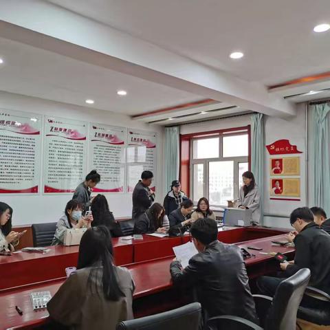 宝泉岭支行营业室校银合作简报