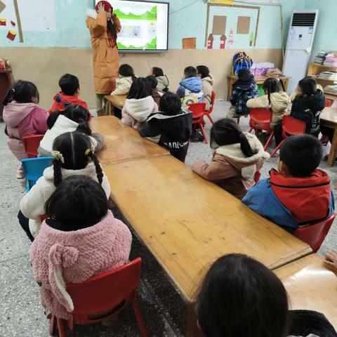 【防震演练安全“童”行】——九龙潭幼儿园防震演练