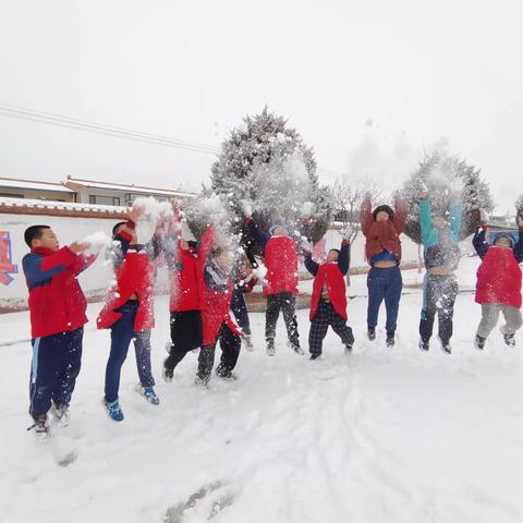 飞雪映流年   满校皆芳华                       马壁小学   五年级