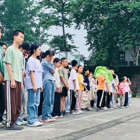 “活力六一，快乐成长” ——辰溪县华中学校六一儿童节活动