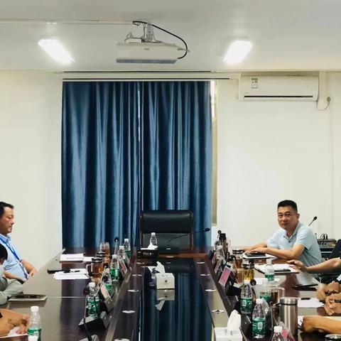 区政府副区长、临春城市更新项目指挥长曾强主持召开临春城市更新项目工作例会