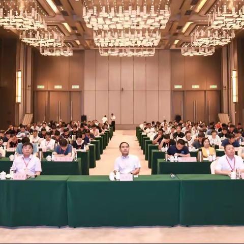 凝心聚力乘势而上 提振精神踔厉奋发 高标准推进全市自然资源领域行政审批制度改革