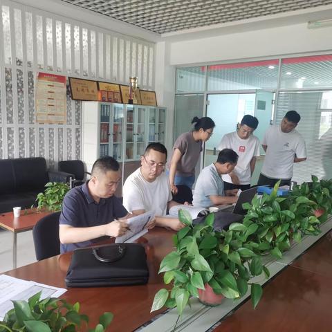 危化二科对潞州区、高新区危化品经营企业开展专项检查