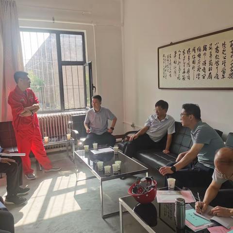 省安委办督导巡查组对我市危化经营企业开展重大事故隐患专项整治行动督导检查