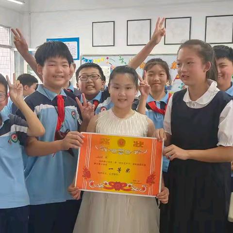 2004班摘得陶笛演奏比赛一等奖桂冠！