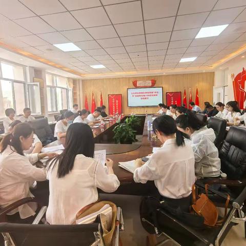 党建引领聚合力 携手共进促发展 ——乌海六中开展公办带民办“手拉手”党建暨语文教研展示活动