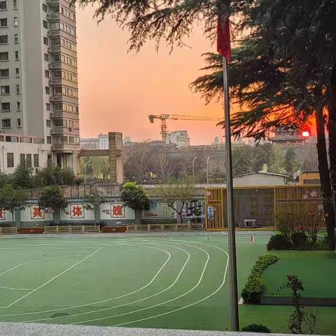 以练筑防，护航开学——东关南街小学开学前传染病防控应急演练