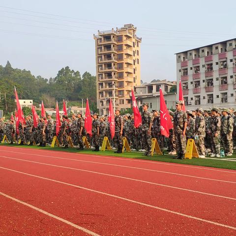 用汗水向青春致敬，以坚韧为人生增色——信宜砺儒中学高一级新生军训纪实