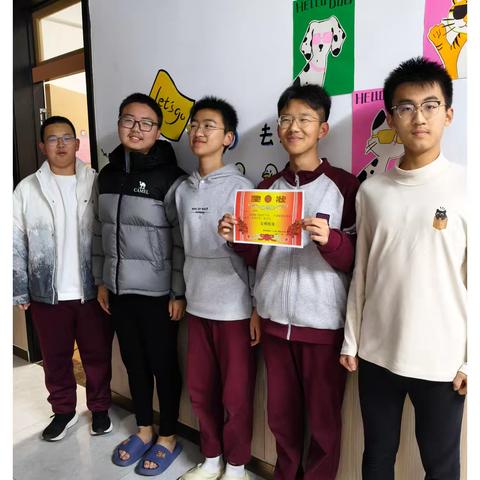 男生宿舍四楼(12.8-12.12)周报