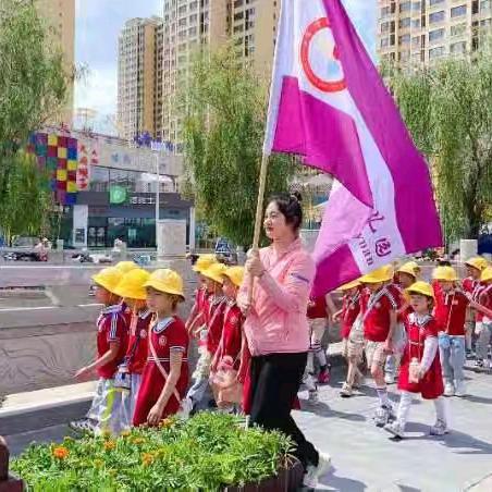 初探小学，礼遇成长·龙湾半岛幼儿园幼小衔接活动