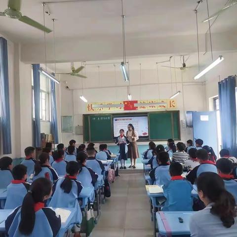 同课中碰撞，异构中精彩----龙湖小学四年级段语文同课异构活动