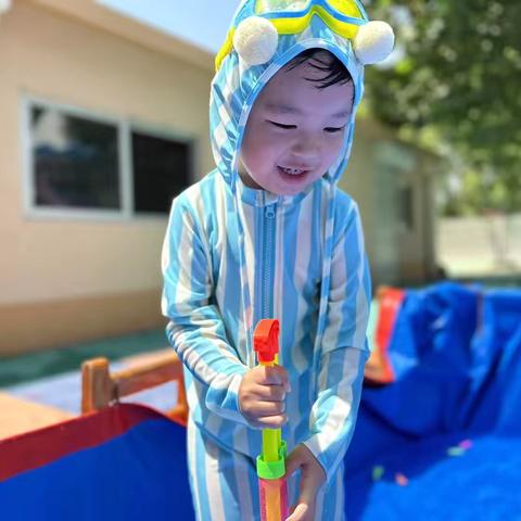 清凉一夏  水悦童年——青禾幼儿园欢乐打水仗