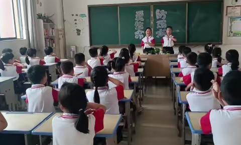 预防溺水，由手入心——子龙小学开展一年级防溺水手势舞比赛活动