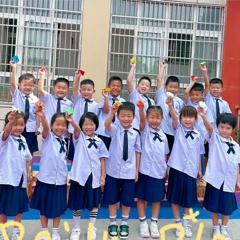 “最美的相遇  最好的未来”——曹庙小学附属幼儿园大班毕业典礼