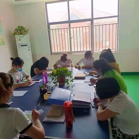 郑培幼儿园美好“食”光，安全相伴——筑牢校园食品安全底线