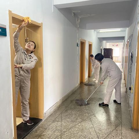 净启新程 聚力奋进 ——双鞍集团环保科技公司开展办公区域清洁活动