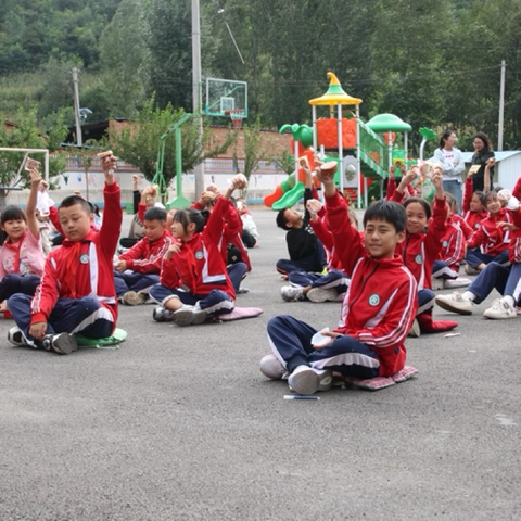 河坎子苏杖子小学“月满中秋情满校，共赏明月话团圆”中秋节主题活动纪实