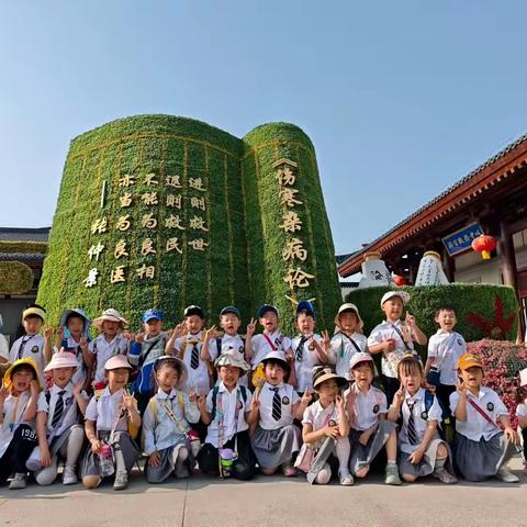 夏光里的成长札记——藏在时光褶皱里的小欢喜