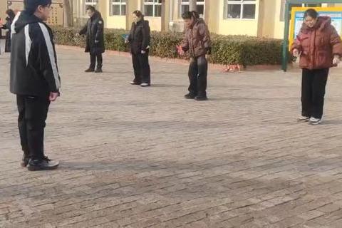 跃动毽花 快乐校园