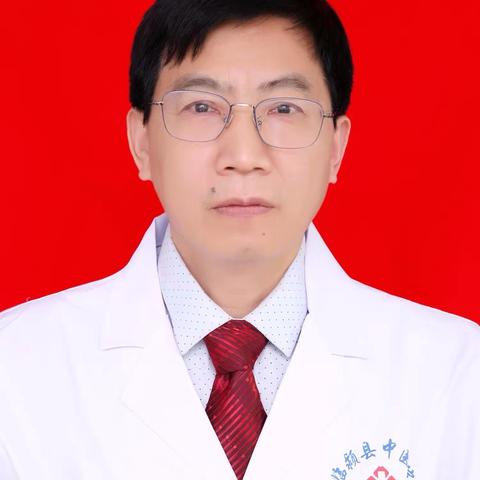 名医坐诊 🏥崔中锋专家继续莅临窝城镇卫生院，为您的健康保驾护航！