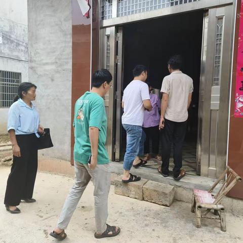 入户走访申请低保户家庭