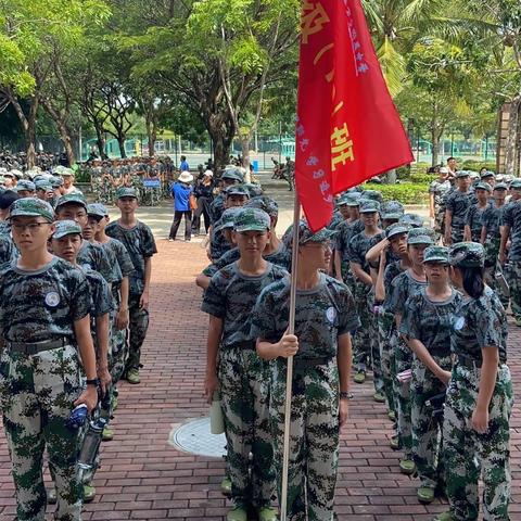 追寻英烈足迹，赓续红色基因——八10班六连岭革命根据地拉练纪实